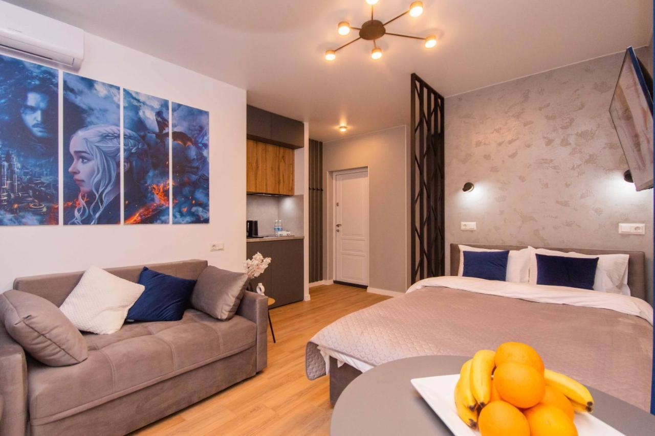 Myfreedom поруч із метро берестейська Apartment