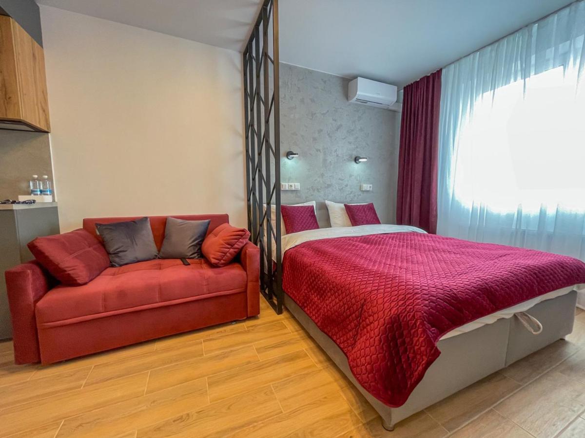 Myfreedom поруч із метро берестейська Apartment *